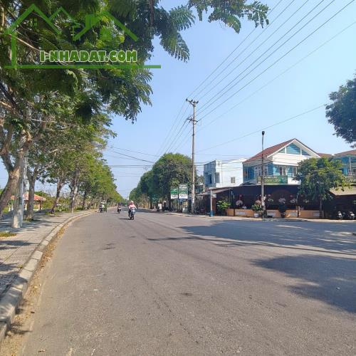 BÁN VILLA CAO CẤP 14 PHÒNG NGỦ – MẶT TIỀN TÔN ĐỨC THẮNG, TRUNG TÂM HỘI AN - 2