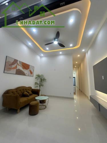 CĂN NHÀ ĐẸP gần Quảng Trường. KP Mỹ Thạnh, Phường Mỹ Phong, Đồng Tháp. GIÁ RẺ BẤT NGỜ ! - 2