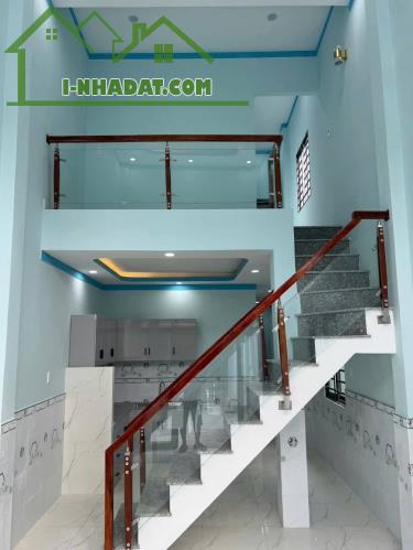 Nhà 1 trệt 1 lửng 1.55 tỷ.72 m2 ,sân ô tô,3 phòng ngủ - 1