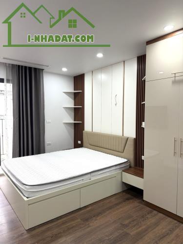 ✅CHO THUÊ CHUNG CƯ CAO CẤP SUN TOWER, VÕ CHÍ CÔNG, LẠC LONG QUÂN 100 M2, 3 PHÒNG NGỦ, 2 VS - 4