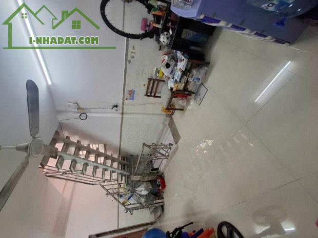 BÁN NHÀ HẺM 1 XẸT - GẦN TRỤC ĐƯỜNG TRẦN HƯNG ĐẠO - P.CHỢ LỚN - 3.3x13.2 - 7.4 tỷ - 1