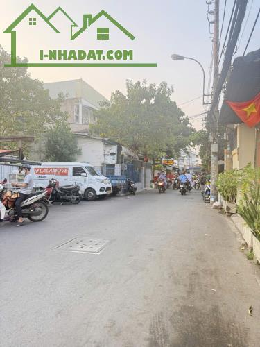 Tân Thuận Đông, Q7 – hẻm ô tô Bùi Văn Ba, kinh doanh sầm uất_CHDV 10 phòng - 2