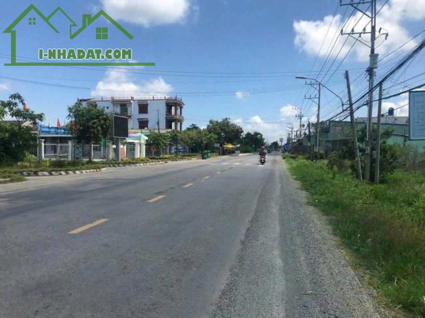 Bán đất lúa mặt tiền ĐT 834 , Bình Thạnh , Thủ Thừa dt 5200m2 giá 17 tỷ - 1