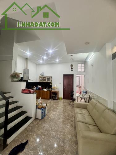 Ô tô ngủ trong nhà – Dt 122m² (5.9 x 21) x 4T – Mt Đường số 14, Bình Trưng Tây - 1