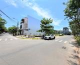 Lô góc 2 mặt tiền Hoà Xuân . DT:165m , ngang 8m50 , đất sạch đẹp không lỗi phong thủy