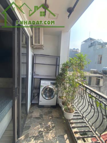 Cho thuê Căn hộ chung cư mini Full đồ cao cấp. Phòng View toàn mặt Hồ Tây cực Chill. Chỉ 7 - 4