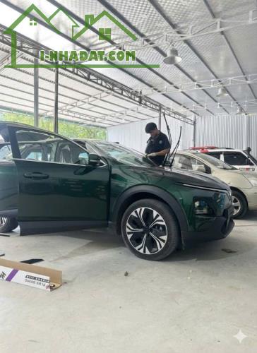 Cho thuê xưởng 700m² làm gara ô tô mặt đường Sân Vận động Mỹ Đình
