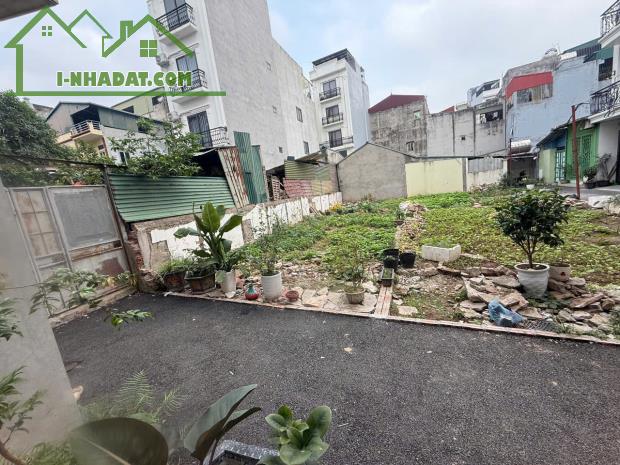 56 m2 - ô tô - việt Hưng -sổ đỏ  nhỉnh 7 tỷ - đất - mặt tiền 5 m