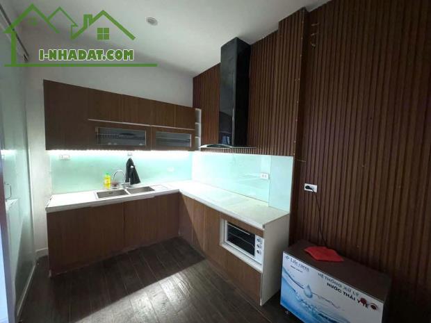 Cho thuê nhà mặt phố Nguyễn Đình Hoàn, Cầu Giấy 60M x 6T giá 38 triệu KINH DOANH TỐT - 3