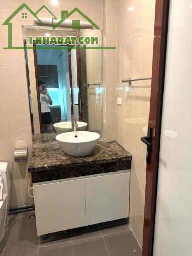 Cho thuê nhà mặt phố Nguyễn Đình Hoàn, Cầu Giấy 60M x 6T giá 38 triệu KINH DOANH TỐT - 4
