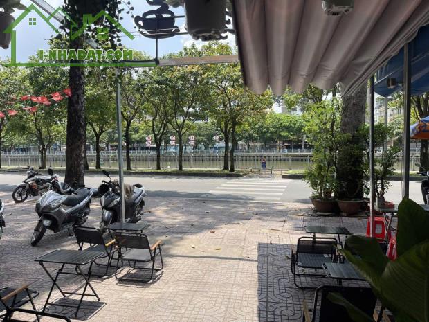 QUÁN CAFE ĐẸP LẮM GIÁ RẺ 98 tr , MT CÓ VỈA HÈ 10m VÀ KHU VĂN PHÒNG MÁT RƯỢI , DT : 4m x - 3