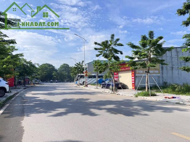 Đất trục chính đường Mai Hắc Đế- Định Trung kinh doanh tốt đường 19m