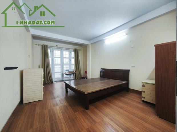 CHO THUÊ NHÀ ĐƯỜNG HOÀNG HOA THÁM, VĂN CAO, BA ĐÌNH, NHÀ ĐẸP, SÂN RỘNG - 1