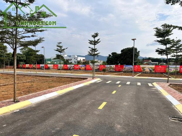 100m2 Full Thổ Cư Gần ĐHQG Hoà Lạc – Ra QL21 Chỉ 100m, Đường 8m Có Vỉa Hè, Dân Cư Đông - 2