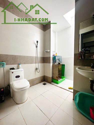 CHÍNH CHỦ BÁN NHÀ HẺM XE HƠI 6M – TRẦN VĂN ĐANG, QUẬN 3 - 4
