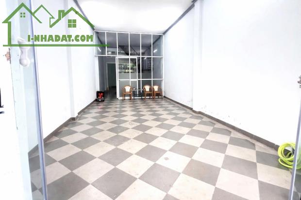 CHO THUÊ MẶT BẰNG ĐẸP – NGAY ĐINH BỘ LĨNH, SÁT HÀNG XANH