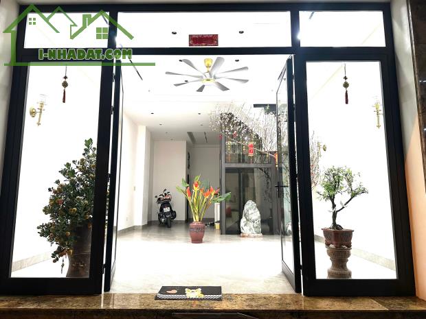 CHO THUÊ TẦNG 1 NHÀ MẶT NGÕ TO PHỐ MINH KHAI – Ô TÔ ĐỖ CỬA, KINH DOANH TỐT - 1