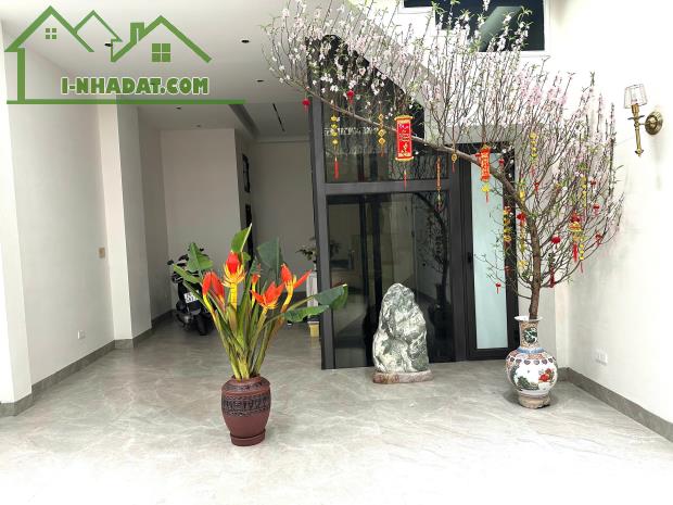 CHO THUÊ TẦNG 1 NHÀ MẶT NGÕ TO PHỐ MINH KHAI – Ô TÔ ĐỖ CỬA, KINH DOANH TỐT - 2