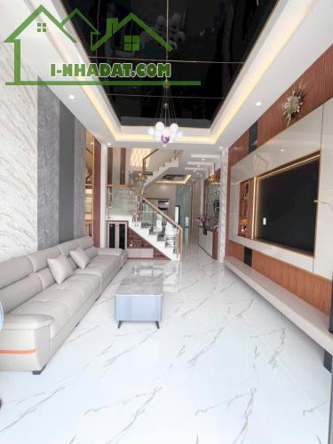 Bán 6 căn nhà xây đồng bộ mt Lê Thị Ty,Long Thượng dt 144m2 1 lầu,3pn,2wc giá 3,45 tỷ/căn - 2