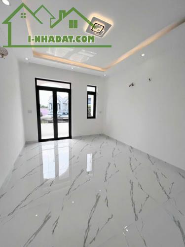 Bán 6 căn nhà xây đồng bộ mt Lê Thị Ty,Long Thượng dt 144m2 1 lầu,3pn,2wc giá 3,45 tỷ/căn - 5