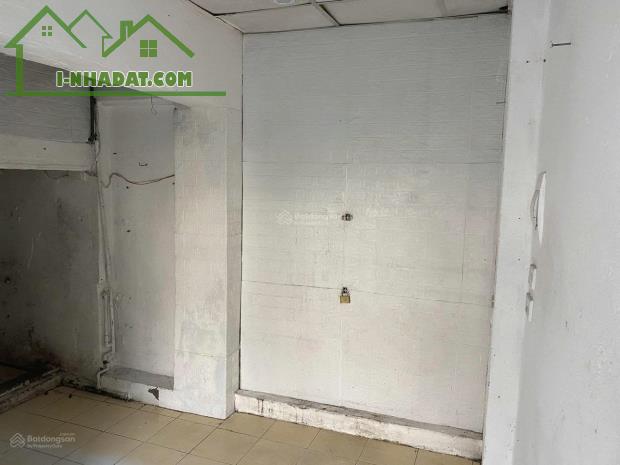 Cho thuê cửa hàng làm tóc, gội đầu, bán hàng ở ngõ Quan Thổ 1. Giá: 3,5triệu/tháng - 1