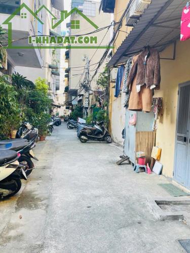 Siêu Phẩm Phố Nhà Chung 100M2 Đất Vàng Giữa Lòng Phố Cổ 2 Mặt Thoáng 20M Ra Phố Giá 35 Tỷ - 2
