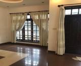 Bán nhà 3 tầng hẻm oto Đặng Tất, ngang  6m, dt 75m, cách bãi tắm Hòn Chồng 200m giá 9ty200