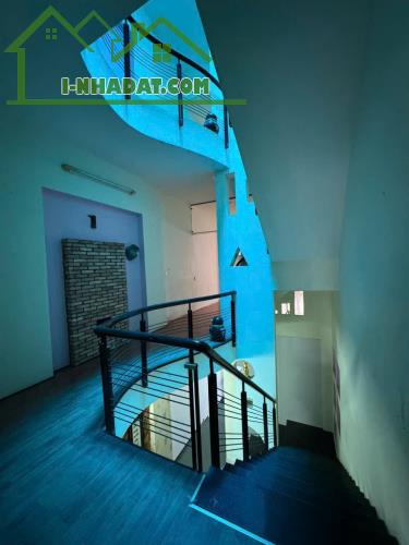 GẤP BÁN – NHÀ CHÍNH CHỦ QUẬN 10 – HXH TÔ HIẾN THÀNH – 82M² – 4 TẦNG BTCT – DÒNG TIỀN