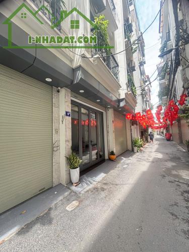 Bán Nhà Phố Hồng Tiến, Bồ Đề - Hơn 9 Tỷ - Phân lô OTO - 35m2 x 5 Tầng - Sổ vuông đẹp
