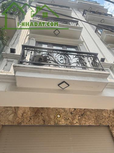 Bán Nhà Phố Hồng Tiến, Bồ Đề - Hơn 9 Tỷ - Phân lô OTO - 35m2 x 5 Tầng - Sổ vuông đẹp - 1