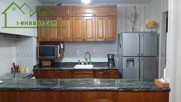 CẦN BÁN GẤP CĂN HỘ GÓC VIEW BITEXCO – BẾN NHÀ RỒNG NGAY TRUNG TÂM QUẬN 1 - 3