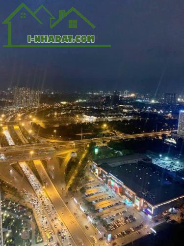 CHO THUÊ CĂN HỘ CAO CẤP VINHOMES D