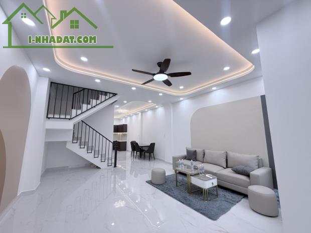 Cực Hiếm Nhà Hiệp Bình Chánh 3.3 tỷ _ 75m² Hẻm Ô Tô – 4PN 3WC – Ở Ngay gần Phạm Văn Đồng - 4