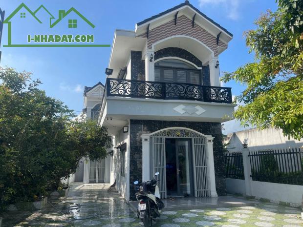 Bán biệt thự góc 2 mt xã Long Cang, Cần Đước 1 lầu 3pn 2wc dt 251m2 giá 5,2 tỷ - 4