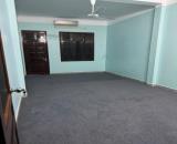 Cho thuê nhà 4 tầng Tây Sơn, Đống Đa. Giá: 25tr/ tháng. LH: 0937158386