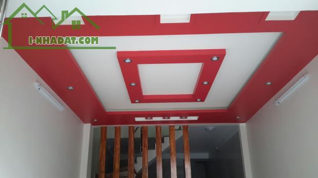 10- Bán nhà mặt phố Nguyễn Tường Loan, 50m2, 5,5tỷ
