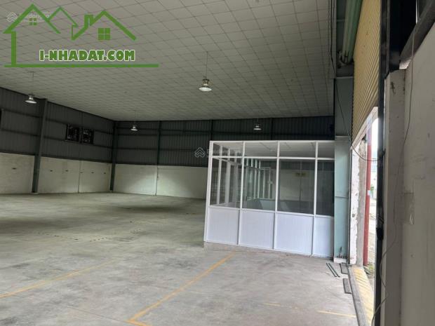 Cho thuê nhà xưởng 550m2 tại Nguyễn Ảnh Thủ - Q12. Xe container đỗ cửa - 1