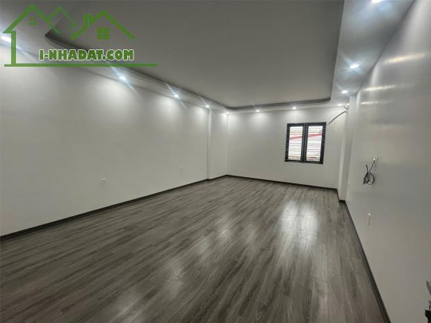 🏡 Bán Nhà Mặt Đường Đông Trà – 5 Tầng Thang Máy – Có phòng xông hơi - 2