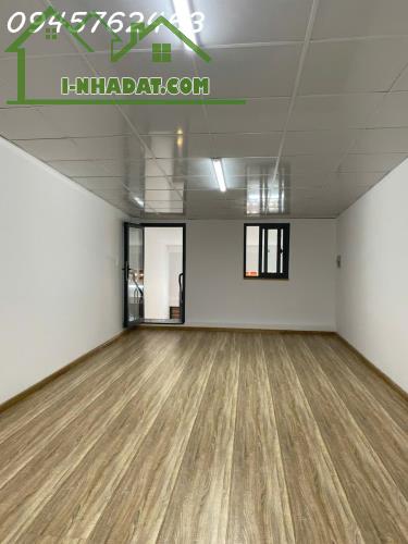 Bán nhà riêng 2 tầng tại đường Trường Sa, Phú Nhuận, DT 67.4 m2, 3PN + 2WC, giá 11 tỷ - 2