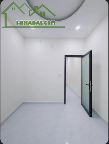 BẾN NHÀ RỒNG - ĐƯỜNG TÔN ĐẢN QUẬN 4 - 2