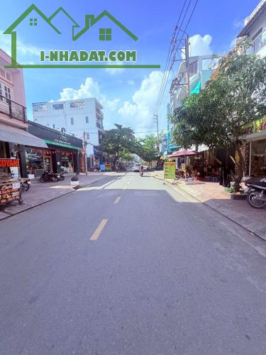 Mặt tiền khu vip Bông Sao p5q8 5 tầng 49m2 hơn 9 tỷ