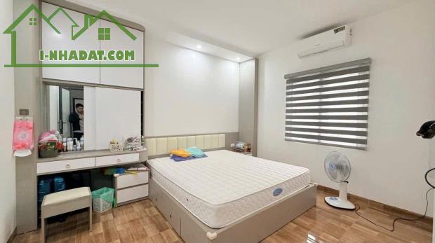 BÁN NHÀ MẶT PHỐ LÊ CHÂN - 5M MẶT TIỀN GIÁ RẺ - 2