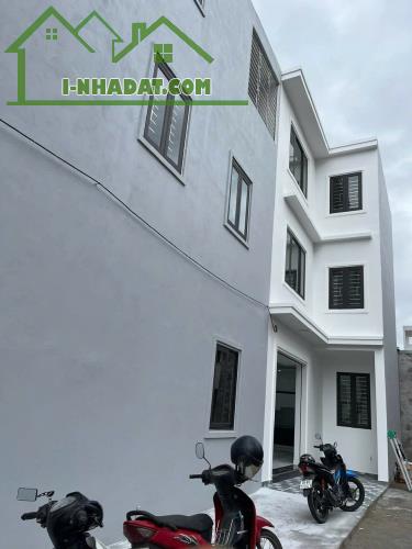 BÁN NHÀ ĐỘC LẬP 3 TẦNG NAM HẢI – CÓ SÂN CỔNG – GIÁ 2,7 TỶ