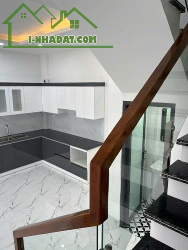 BÁN NHÀ ĐỘC LẬP 3 TẦNG NAM HẢI – CÓ SÂN CỔNG – GIÁ 2,7 TỶ - 1