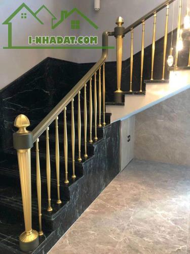 Tôi cho thuê nhà, Lạc Long Quân, Võ Chí Công, Tây Hồ, 162m2x 3T -33 tr - 1