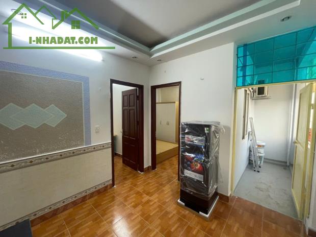 CHO THUÊ CĂN HỘ 2N1K – FULL ĐỒ – 50M²- Võ Chí Công – Hoàng Quốc Việt giá 6tr - 3