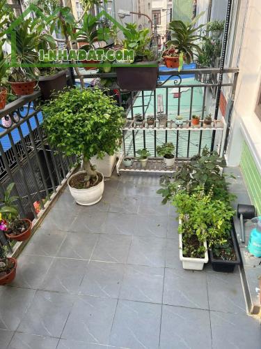 NH.À B.Á.N PHỐ TRẦN NGUYÊN HÃN GIAO HOÀNG MINH THẢO 76M2X4T MT 4.1M GI.Á 9.5 TỶ  K.INH D.O - 2