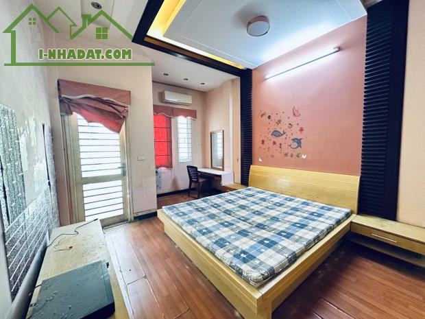 Bán Nhà Khu Phân Lô Bạch Mai, Thanh Nhàn - vỉa hè oto tránh, KD 42m2 x 4 Tầng - MT 4m - 2
