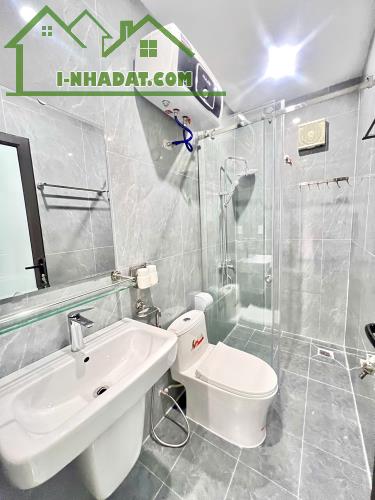 Bán nhà 4 tầng xây mới sân cổng riêng Khúc Hạo Thiên Lôi - 3