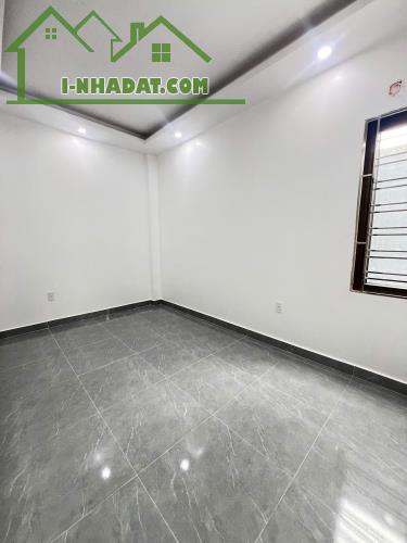 Bán nhà 4 tầng xây mới sân cổng riêng Khúc Hạo Thiên Lôi - 4